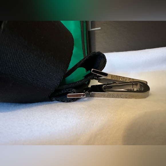 Versace Green nylon Medusa crossbody messenger bag purse NEW (AUTHENTIC) - Picture 8 of 16